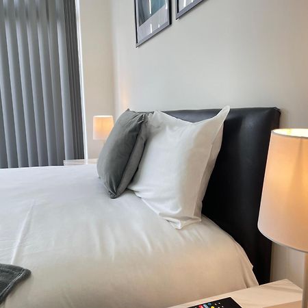 4 Bedroom 2 Bathroom Shared House - Near Bhx And Nec Birmingham Eksteriør billede
