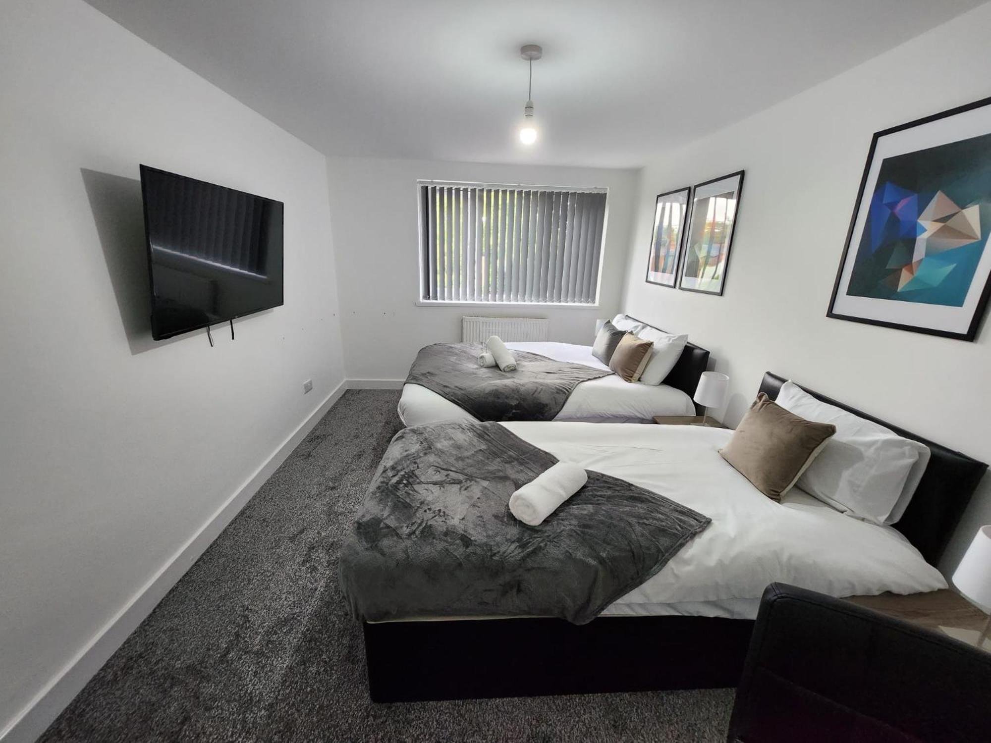 4 Bedroom 2 Bathroom Shared House - Near Bhx And Nec Birmingham Eksteriør billede