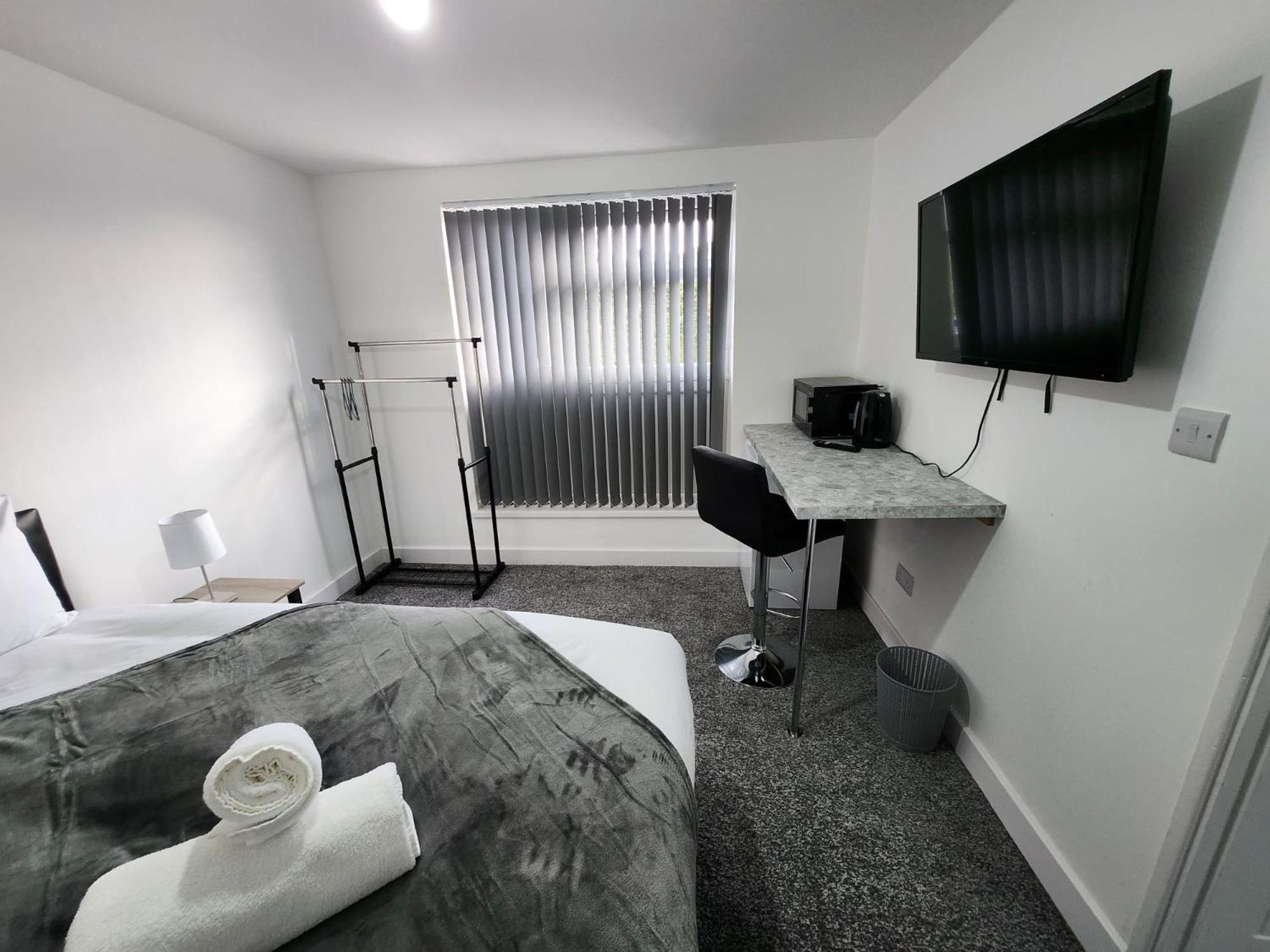 4 Bedroom 2 Bathroom Shared House - Near Bhx And Nec Birmingham Eksteriør billede