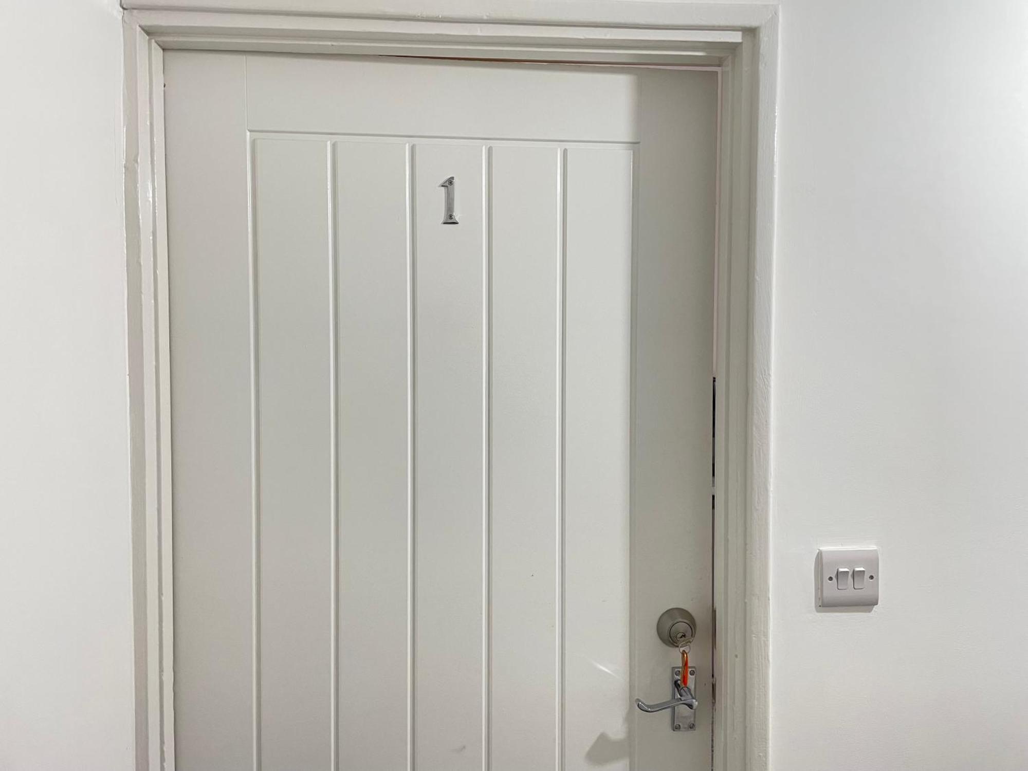 4 Bedroom 2 Bathroom Shared House - Near Bhx And Nec Birmingham Eksteriør billede